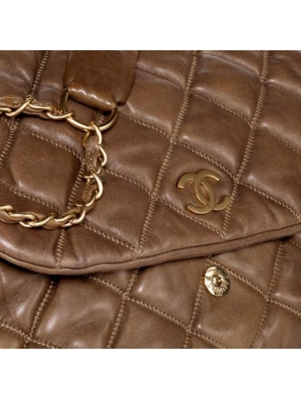 Auth Chanel Diamond Quilt Lambskin Leather Bag - Picture 8 of 9